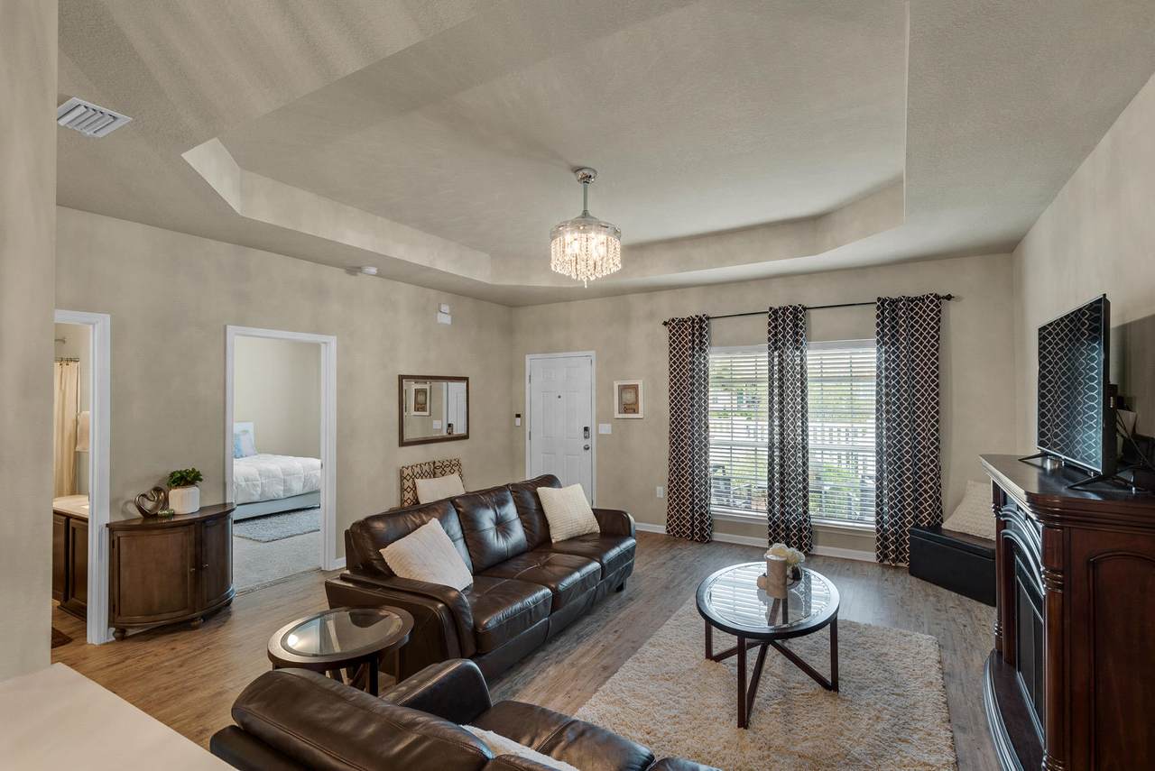 19 Cornelia Street - Photo 1