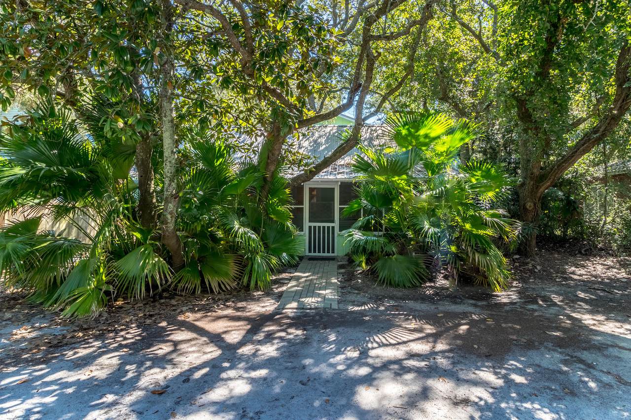 375 Defuniak Street - Photo 1