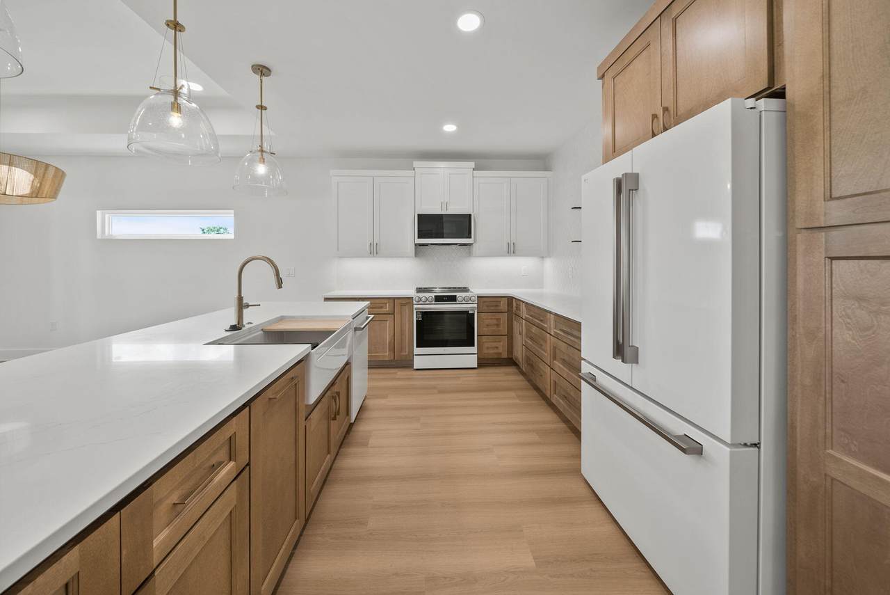 7215 Sunset Avenue - Photo 1