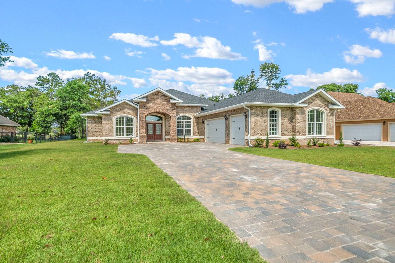 2795 Masters Boulevard - Photo 1