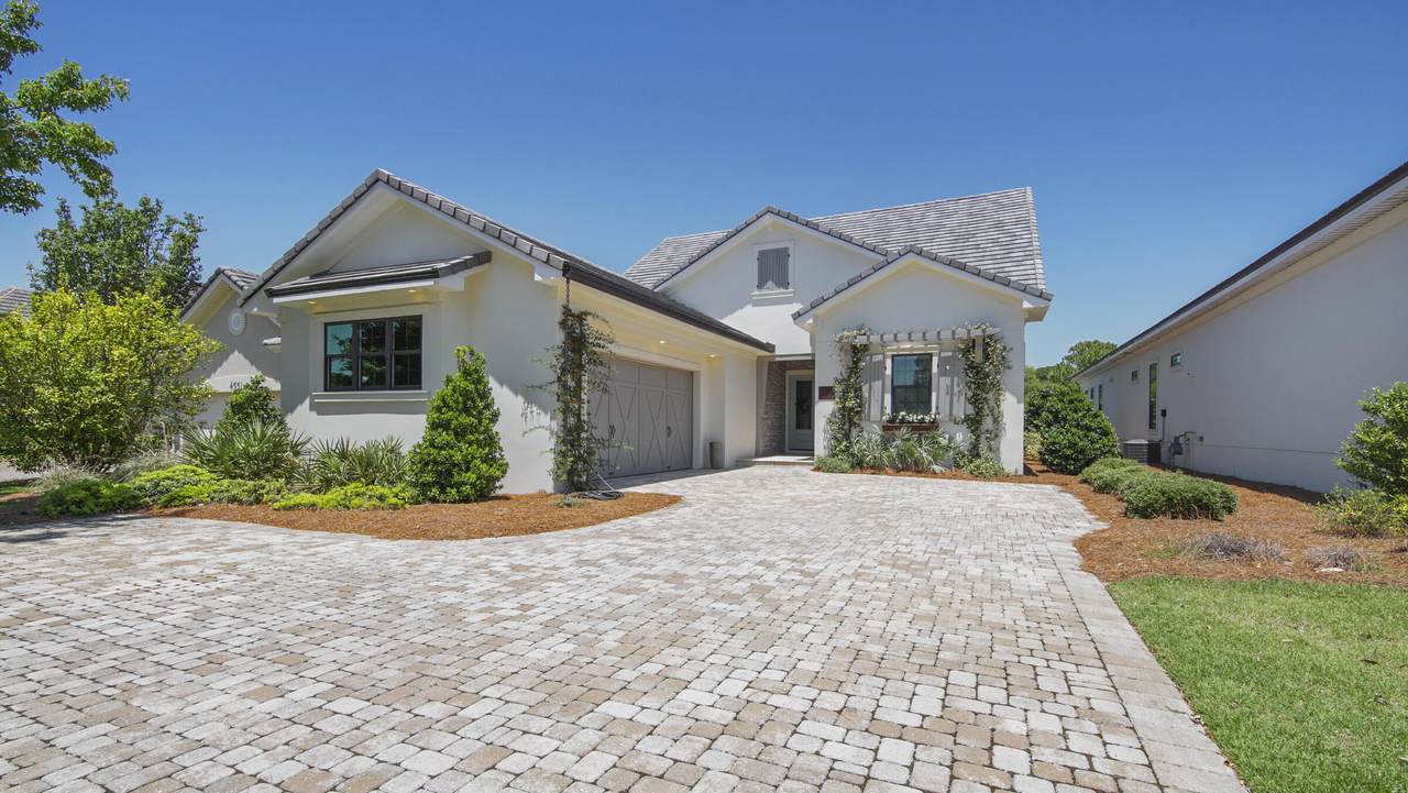 4333 Carriage Lane - Photo 1