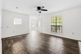 207 Pinoak Court - Photo 3