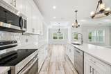 253 Wells Street - Photo 14