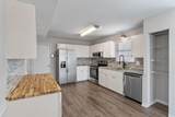 608 Drakes Landing - Photo 11