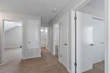 608 Drakes Landing - Photo 20