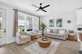 277 The Grove Drive North - Photo 10