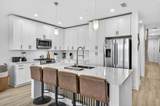 277 The Grove Drive North - Photo 16