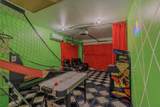 1869 Vineyard Street - Photo 23