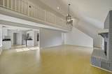 710 Swan Lane - Photo 3