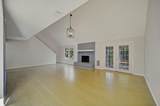 710 Swan Lane - Photo 4