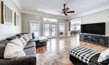 221 White Oaks Boulevard - Photo 9