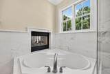 9201 Market Street Inn - Photo 35