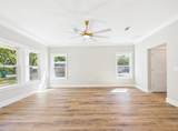 318 Boxer Avenue - Photo 11
