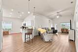 109 Saw Grass Way - Photo 3