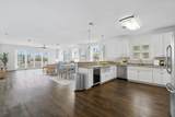 724 Harbor Boulevard - Photo 10