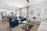 319 The Grove Drive - Photo 4