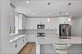 319 The Grove Drive - Photo 15