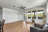 319 The Grove Drive - Photo 9