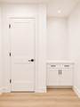319 The Grove Drive - Photo 7