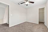 928 Village Lane - Photo 38