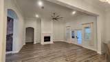 513 Club House Drive - Photo 8
