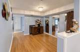 803 Holbrook Circle - Photo 4