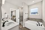 381 Constellation Avenue - Photo 17