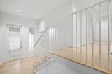 16 Barrett Square - Photo 8
