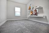 100 Autumn Avenue - Photo 5