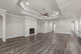 744 Cornelia Street - Photo 20