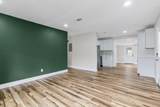 725 Tuxedo Drive - Photo 2