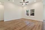 6001 Oak Hollow Way - Photo 4