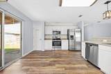 1869 Vineyard Street - Photo 16
