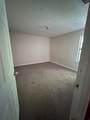 592 Robinson Avenue - Photo 11