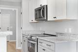 599 Batten Boulevard - Photo 9