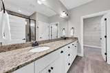 50 Oyster Boulevard - Photo 18