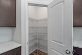 513 Johnson Street - Photo 17