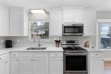 204 Wells Street - Photo 10