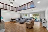204 Wells Street - Photo 15