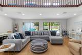 204 Wells Street - Photo 17