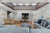 204 Wells Street - Photo 22