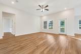 313 Country Club Drive - Photo 16