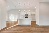 313 Country Club Drive - Photo 17