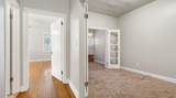 111 Bay Avenue - Photo 26
