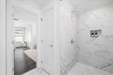 16 Valerie Way - Photo 24