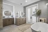 3592 Waverly Circle - Photo 24