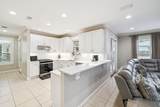 2031 Pine Island Circle - Photo 4