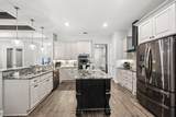 1469 Shores Boulevard - Photo 18