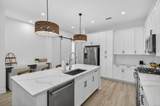 277 The Grove Drive - Photo 7
