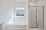 119 Blooming Cove - Photo 19